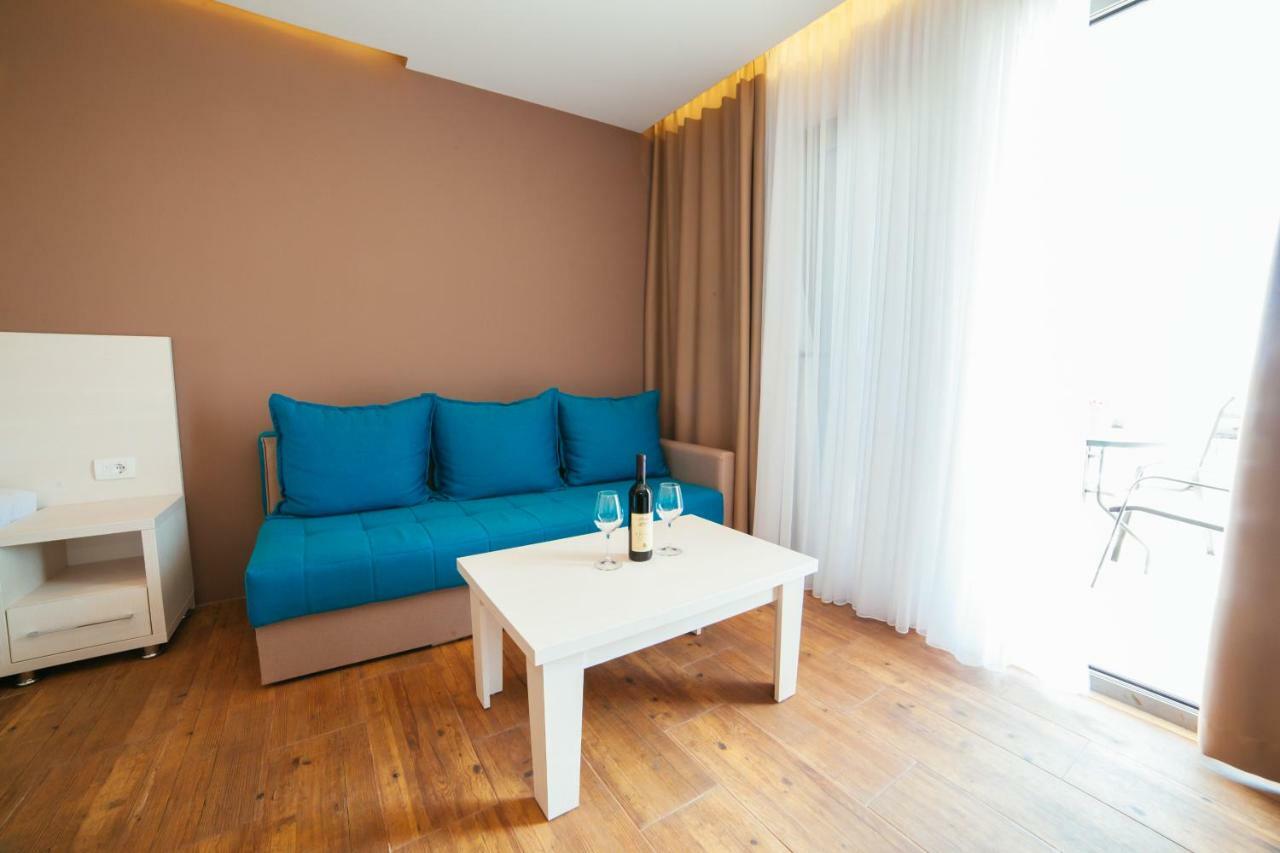 Adriatica Sea & Sun Bed & Breakfast Ulcinj Exterior photo